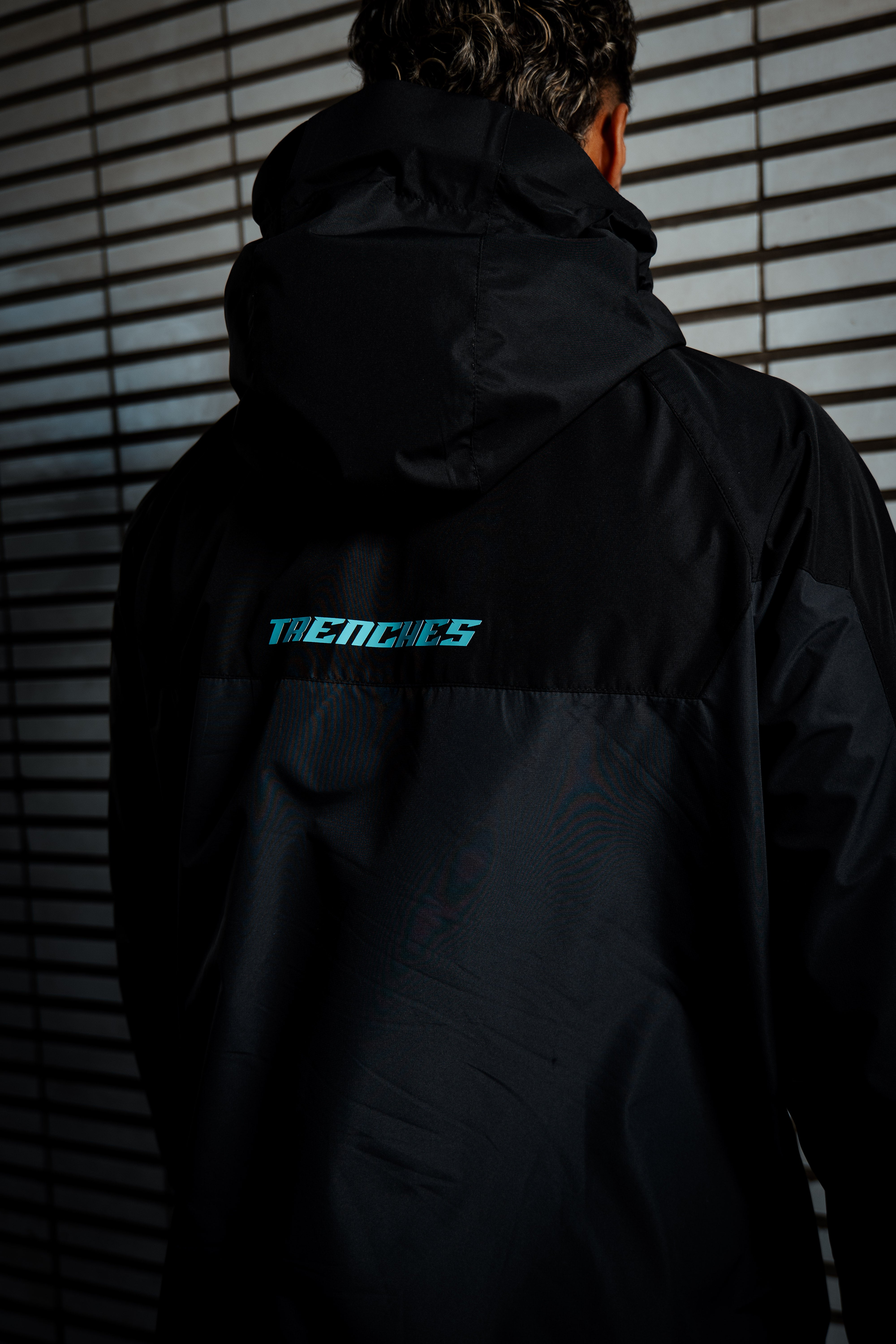 BLACK/BLUE TRACKSERIE V2
