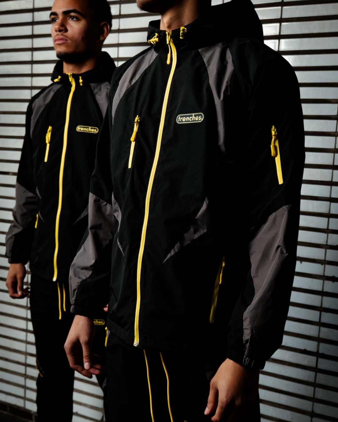 BLACK/YELLOW TRACKSERIE V1