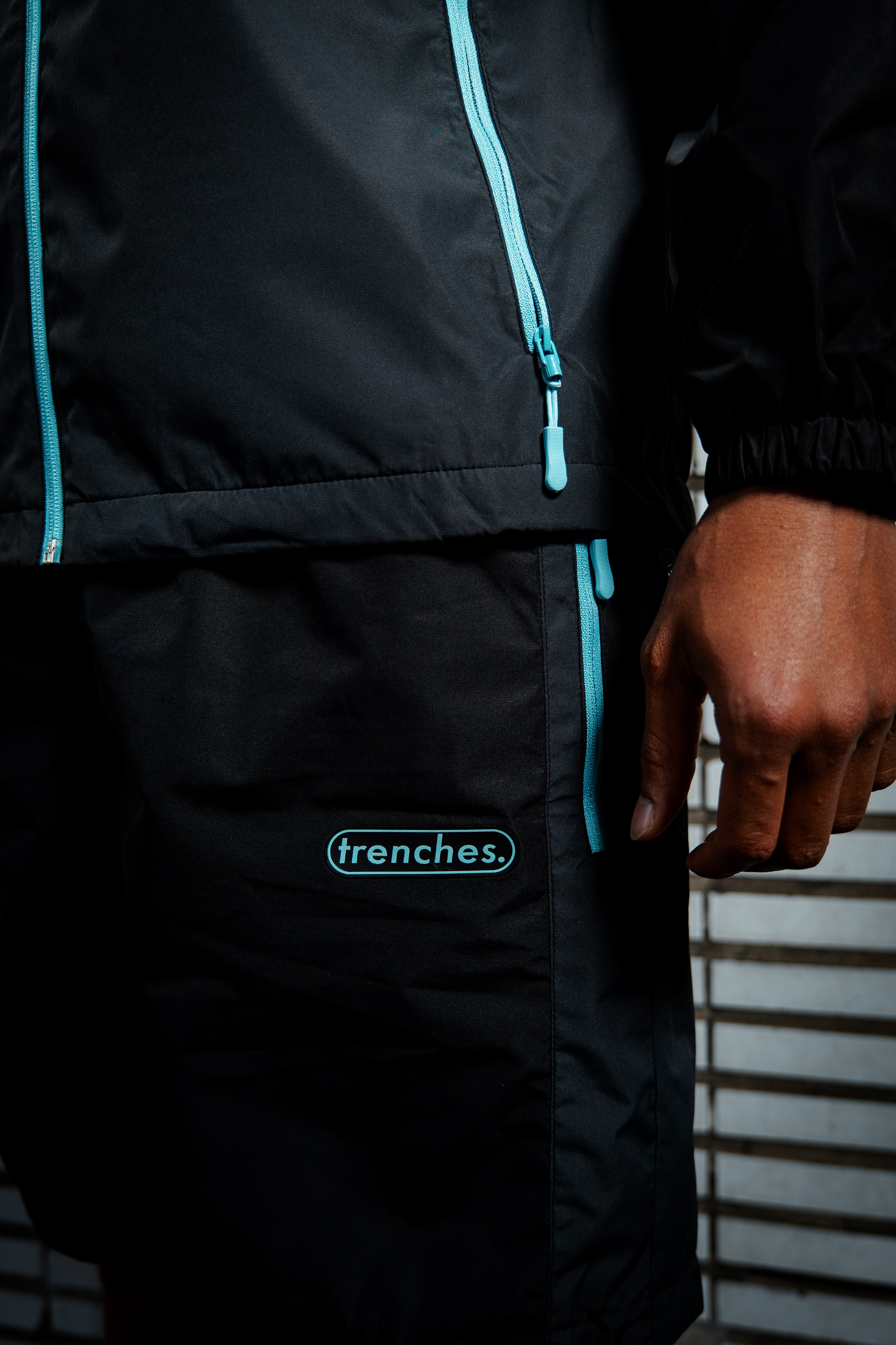 BLACK/BLUE TRACKSERIE V2